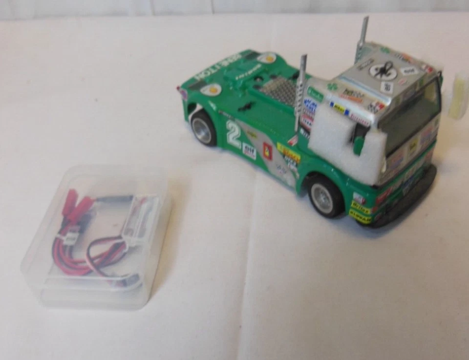 Tamiya Plastic Models LKW mit elektrischen Motor + Reely Elektronik Schalter - Bild 1 von 4