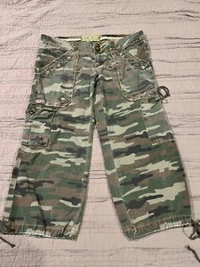 Women's MISS ME Camo Studded Low Rise Capri Cropped Cargo Pants Size L - Picture 1 of 7