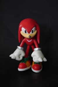 SEGA JAKKS PACIFIC SONIC THE HEDGEHOG KNUCKLES 5" ACTION FIGURE - Picture 1 of 2