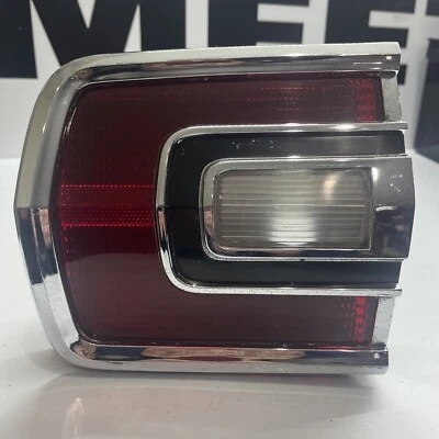 Plymouth Belvedere 1968 satélite Roadrunner luz trasera lado izquierdo del conductor Foto 1 de 4