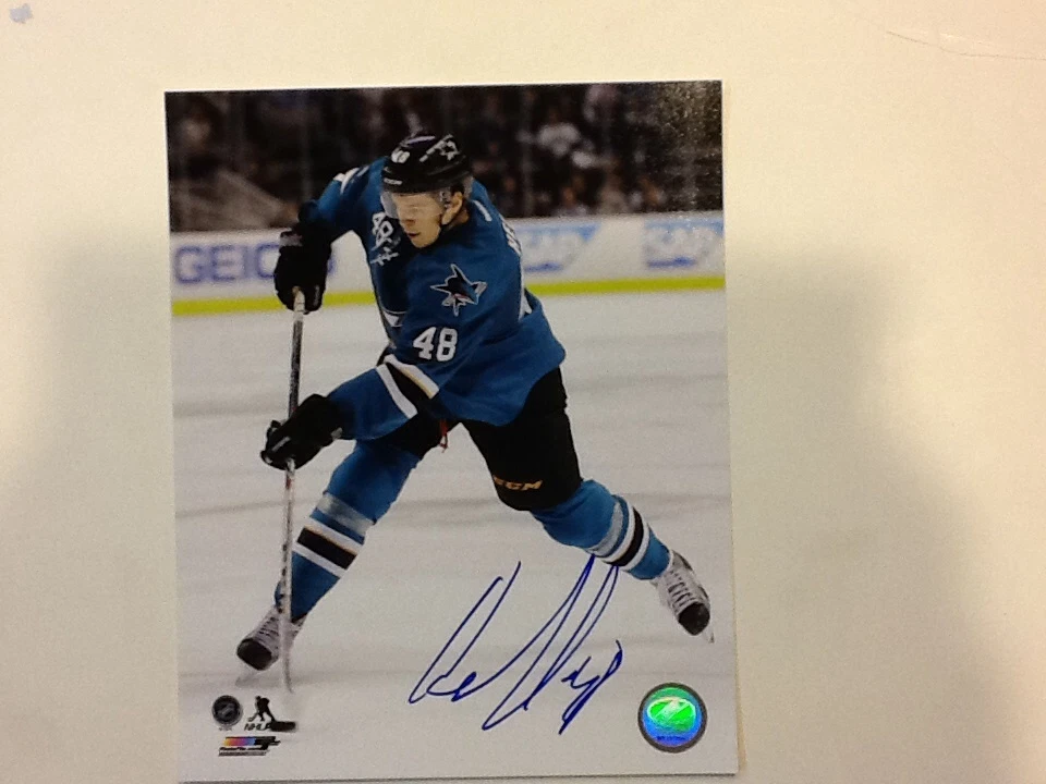 Tomas Hertl Signed 8x10 Photo SJ San Jose Sharks Autographed d - Image 1 of 1
