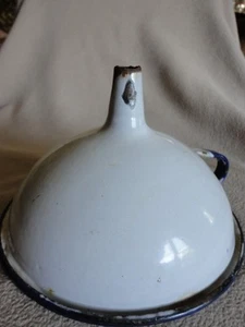 Enamelware Graniteware Funnel Blue and White 6-3/4 in - Vintage - Picture 1 of 12