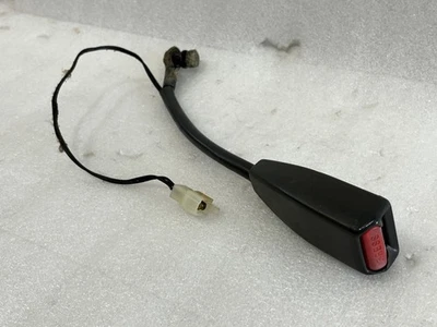 1979 1980 1981 HONDA ACCORD SEDAN LEFT DRIVER FRONT SEAT BELT BUCKLE - Image 1 of 4