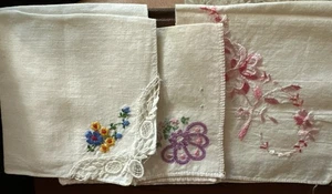 Juego de 3 Pañuelos Bordados Algodón Blanco Floral Crochet Set 3 Cottagecore - Imagen 1 de 4