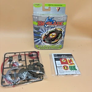 BEYBLADE VFORCE MAGNACORE A-42 METAL DRANZER Working/Complete/Boxed/Instructions - Picture 1 of 9