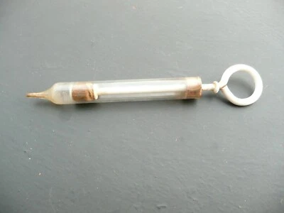 seringue ancienne en verre - Photo 1/4