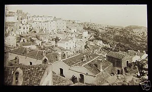 Glas Zauber Laterne Dia UNBEKANNTES BERGDORF NR2 UM 1890 EVTL ITALIEN - Bild 1 von 2