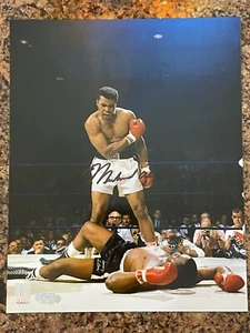 Muhammad Ali signed 8x10 Steiner Sports, Ali personal coa - Picture 1 of 3