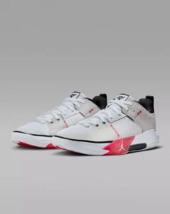 Jordan One Take 5 scarpe da ginnastica/sneakers basket bianco/nero/rosso universitario UK 8,5 - Foto 1 di 7