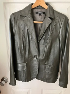 Chaqueta clásica de cuero KASPER GRIS OSCURO/VERDE con bolsillos con botones para dama L Petit Foto 1 de 4