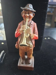 Black Forest Resin Figurine Horn Playing Hobo - Picture 1 of 7