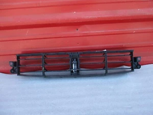 PORSCHE MACAN 95B Air Vent FRONT LOWER AIR GUIDE DUCT SHUTTER GRILLE OEM 19-22 - Picture 1 of 6