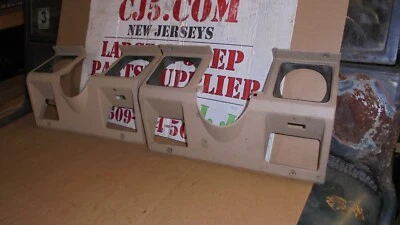 1987-91 JEEP YJ WRANGLER SAHARA TAN SPEEDOMETER/TACH GAUGE CLUSTER COVER Foto 1 de 3