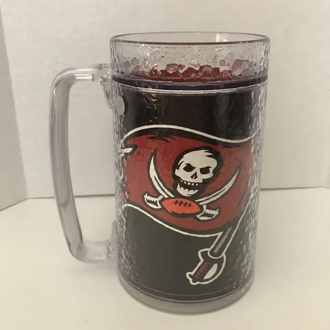 Tampa Bay Buccaneers NFL Game Day Thermo Serv 14oz Plastic Beer Stein Mug USA Cover