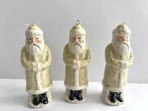 3 Vintage Old World Style Pappmaché Santa Ornamente Glimmer Glitzer Elfenbein Weiß Mantel - Bild 1 von 17