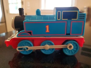 THOMAS THE TRAIN 2013 Mattel Motorized Battery Powered ~ Tested Working - Picture 1 of 5