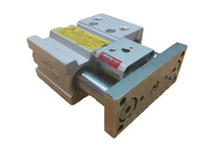 SMC Air Pneumatic Low Profile Guide Cylinder + Lock MLGPM25-20-B 25Bore 20Str - Picture 1 of 4