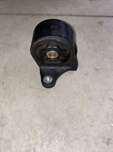2001-2005 Honda Civic Rear Engine Mount 1.7L D17A2/D17A1 NEVER MOUNTED NEW - Picture 1 of 7