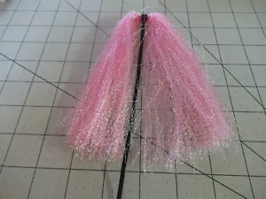 KRYSTAL FLASH FLY TYING LURE MAKING MATERIAL CRYSTAL FLASH TWIST PINK - Picture 1 of 3