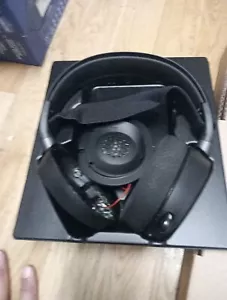 STEELSERIES Arctis Pro Cuffie da gioco wireless 7.1 per PC, PS5 e PS4 - Nero - Foto 1 di 5