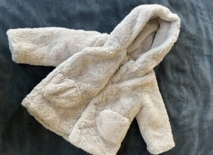 ZARA Girls' Faux Fur Coat with Floral Lining Super Soft Size 3/4 - Picture 1 of 6