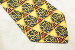 Corbata de seda TRE "G" hecha en Italia F65579 - Imagen 1 de 4