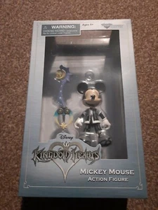Diamond Select Toys Kingdom Hearts Disney Mickey Mouse Action Figure - Picture 1 of 6