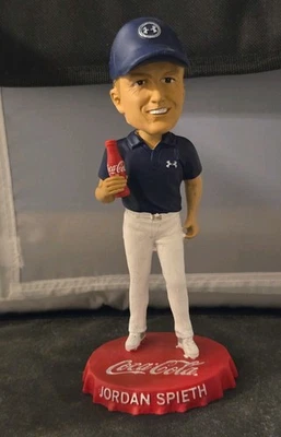 (全新)乔丹·斯皮思巡回锦标赛限量版 ELGC PGA 摇头公仔带盒 — 第 1/4 张图片