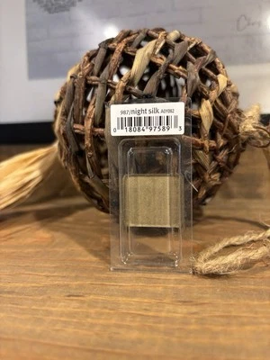 Aveda Petal Essence Eye Color ~ 987 Night Silk ~ .04 oz. ~ Discontinued! ~ New! - Image 1 of 2