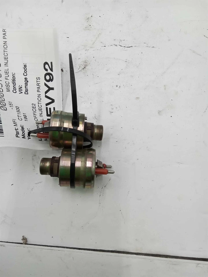 Chevrolet Pickup G10 G20 K1500 K2500 K3500 1991 inyectores de combustible 2 piezas usado OEM Foto 1 de 4