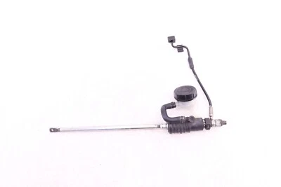 2016 11 - 17 Harley Davidson DYNA Street BOB 原始设备制造商后制动大师 CYLINDER U9 — 第 1/4 张图片