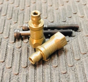 FR548-ASWC  Fast Race attacco ammortizzatori +5 mm. Hard coated WC Edition RC8B3 - Imagen 1 de 1