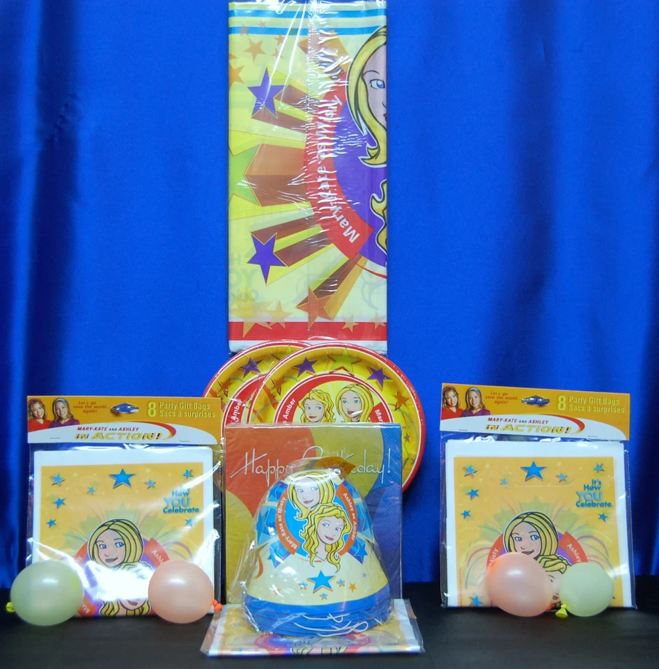 Mary Kate Ashley in Action Party Set # 8 Hats Plates Napkins Tablecover Loot bag - Image 1 of 1