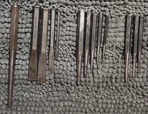 Mac Tools Vintage 13-Piece Chisel and Punch Lot ( see description for details) - Picture 1 of 3