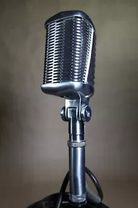ASTATIC 77L DYNAMIC MICROPHONE & F11 STAND ADAPTER - EXCELLENT WORKING CONDITION - Picture 1 of 12