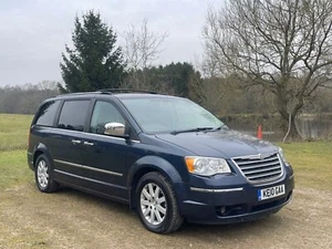 2010 Chrysler Grand Voyager 2.8 CRD Limited 5dr Automatic * STOW AND GO * GOOD S - Picture 1 of 11