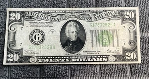 1928 A Chicago $20 Federal Reserve Note "REDEEM IN GOLD" - Picture 1 of 2