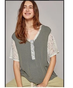 POL Lace Back & Sleeves Asparagus Colored Top Medium - Picture 1 of 4