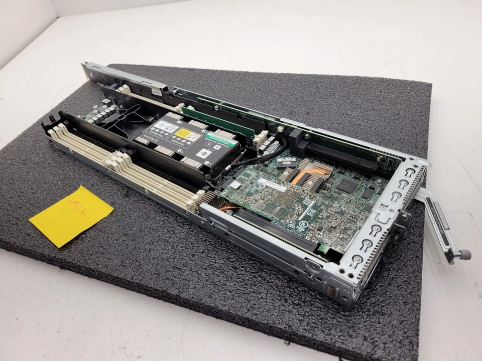 HPE ProLiant XL170R Gen10 Blade Server Xeon 6130 8Gb Ram - Image 1 of 4