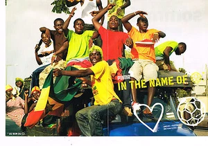 PUBLICITE ADVERTISING 094  2010  PUMA   vetements sport football  ( 2 pages) - Picture 1 of 1