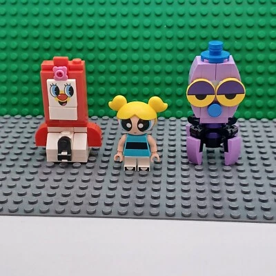 Lego Universe Powerpuff Girls Bubbles dim053 Minifigure Octi and PPG Smartphone - Image 1 of 4