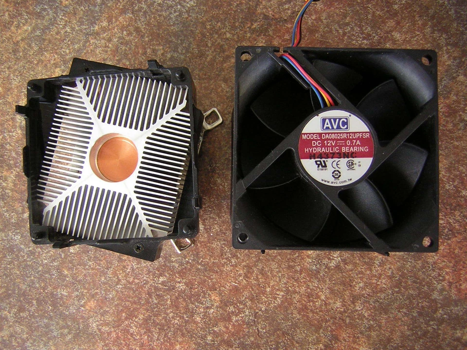 CPU Kühler Kühlkörper Alu Lüfter Gebläse Pro Cooler Master Medion - Bild 1 von 4