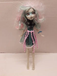 RARE Monster High Rochelle Goyle Haunted Student Spirits - Picture 1 of 11