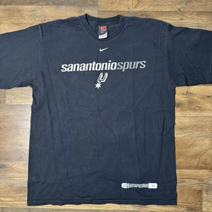 Vintage Nike San Antonio Spurs T Shirt Large Center Swoosh Tee Black NBA - Picture 1 of 8