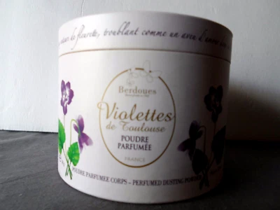 Violettes De Toulouse Perfumed Dusting Powder 1.6 oz / 50 g , New In  Box. - Image 1 of 3