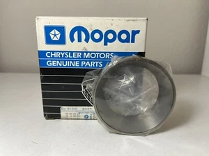 OEM Mopar 2070319 Differential Pinion Bearing Race 1984-1996 Dodge Chrysler NOS - Bild 1 von 3