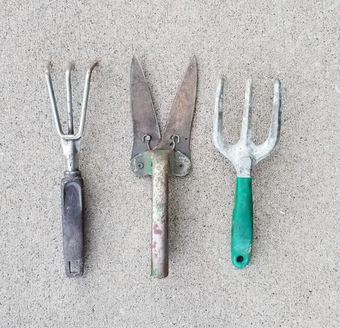 3 - Vintage Hand Claws Rake Garden Cultivator Metal Shears Cover