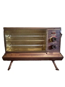 Vintage True Value Quartz Heater - Faux Woodgrain - 1500W - Tested And Working - Picture 1 of 7