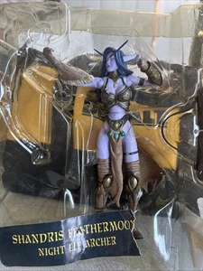 🔥World Of Warcraft Series One Shandris Feathermoon Night Elf Archer Figure READ - Picture 1 of 2