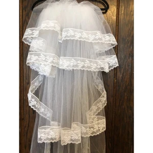 Damen Braut Hochzeitsschleier weiß Spitze 4 Ebenen 80" lang Vintage - Bild 1 von 2